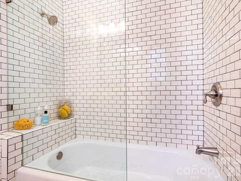 17525 Calverton Road, Huntersville, NC 28078.  MLS# CAR4413814, YatesRealty ID 44163. 