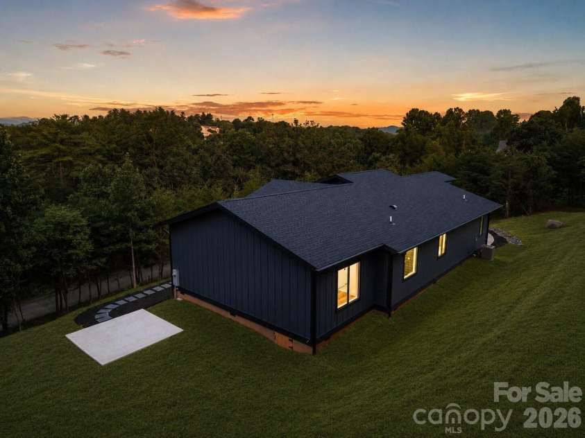 7 Spicebush Lane, Weaverville, NC 28787.  MLS# CAR4414124, YatesRealty ID 44164. Virtually enhanced grass