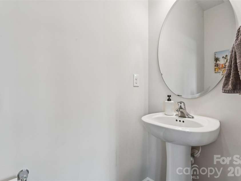 5119 Carrick Street, Charlotte, NC 28213.  MLS# CAR4413712, YatesRealty ID 44165. 