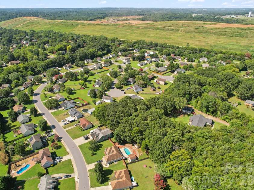 4563 Sunchase Court, Concord, NC 28027.  MLS# CAR4413782, YatesRealty ID 44166. 