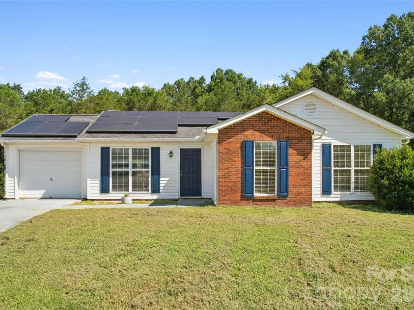 4563 Sunchase Court, Concord, NC 28027.  MLS# CAR4413782, YatesRealty ID 44166. 