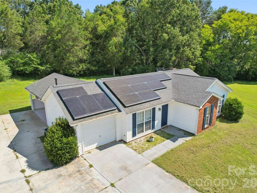 4563 Sunchase Court, Concord, NC 28027.  MLS# CAR4413782, YatesRealty ID 44166. 
