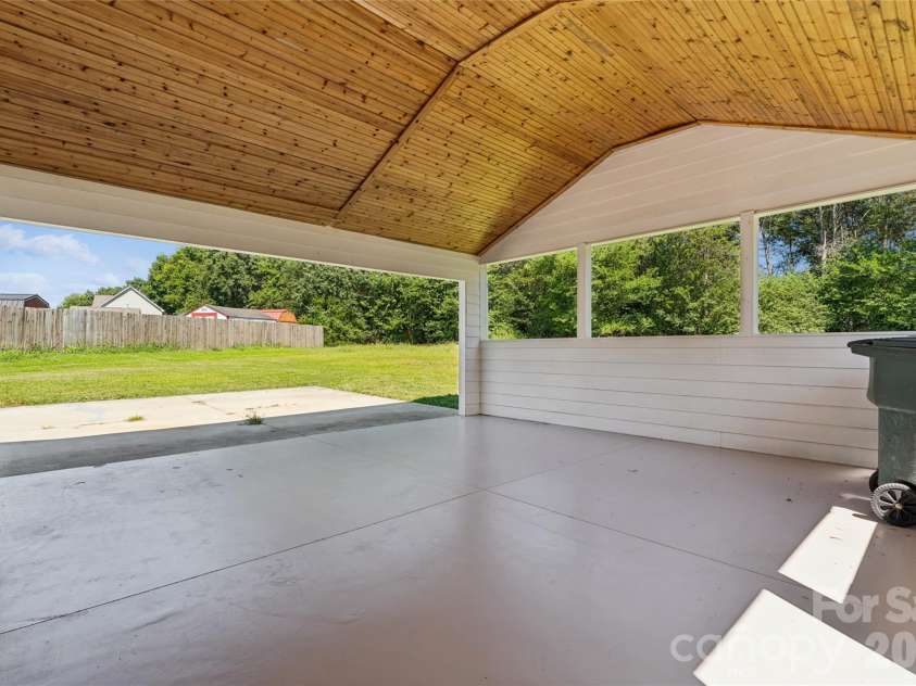 4563 Sunchase Court, Concord, NC 28027.  MLS# CAR4413782, YatesRealty ID 44166. 