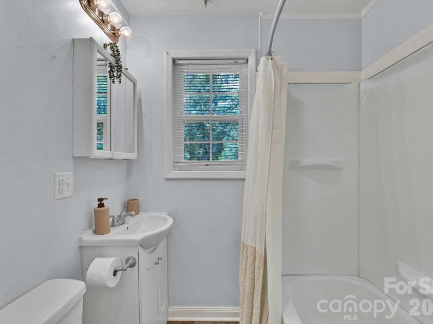 4701 Yacht Drive, Oak Island, NC 28465.  MLS# CAR4413735, YatesRealty ID 44167. Functional Upgraded Bathroom!