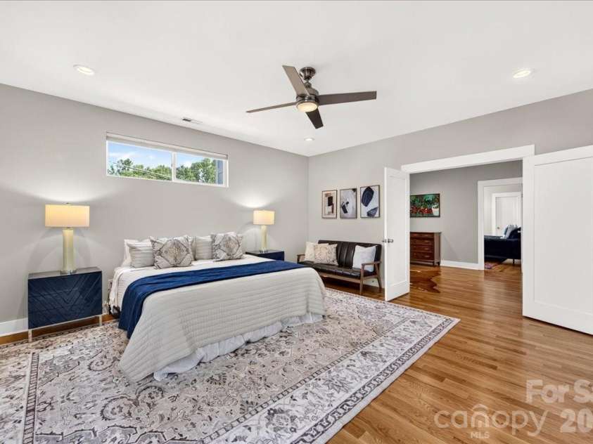 621 Campus Street, Charlotte, NC 28216.  MLS# CAR4413691, YatesRealty ID 44168. 