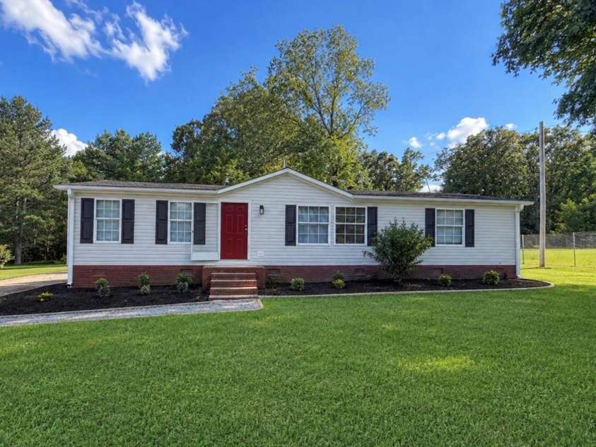 775-785 Thompson Road, Salisbury, NC 28147.  MLS# CAR4413681, YatesRealty ID 44170. 