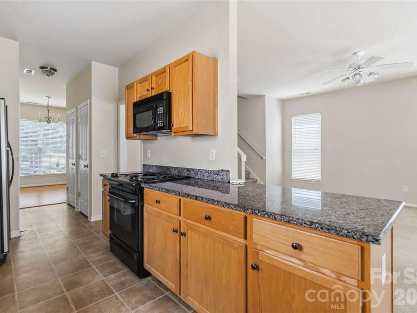 1520 Peaceful Way Drive, Charlotte, NC 28206.  MLS# CAR4413568, YatesRealty ID 44171. Kitchen