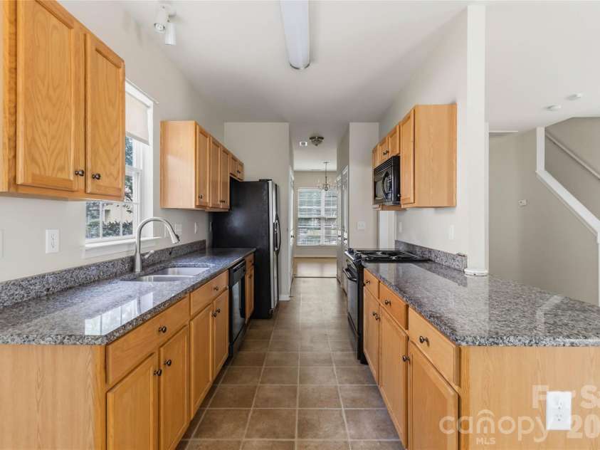 1520 Peaceful Way Drive, Charlotte, NC 28206.  MLS# CAR4413568, YatesRealty ID 44171. Kitchen