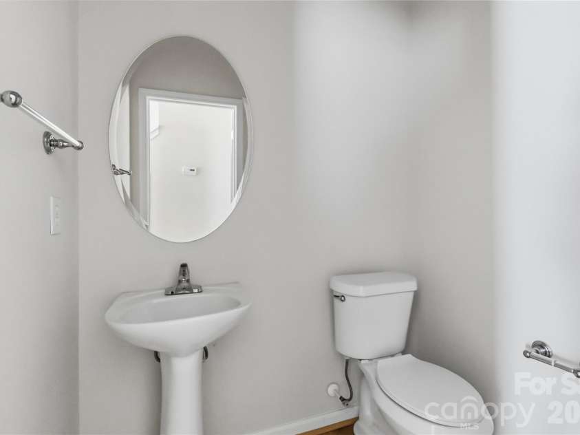 1520 Peaceful Way Drive, Charlotte, NC 28206.  MLS# CAR4413568, YatesRealty ID 44171. Powder Room