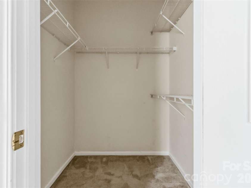 1520 Peaceful Way Drive, Charlotte, NC 28206.  MLS# CAR4413568, YatesRealty ID 44171. Primary Closet