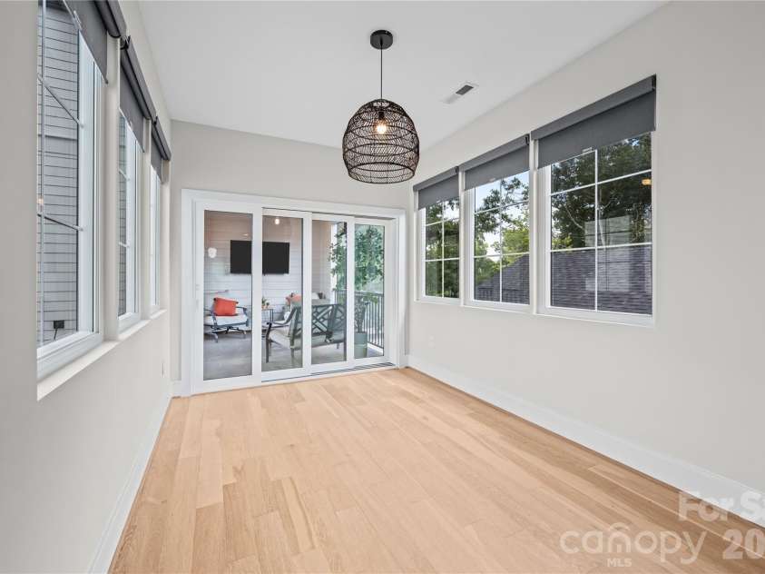 3020 Cobbs Hill Road, Charlotte, NC 28205.  MLS# CAR4413526, YatesRealty ID 44172. Dining Room