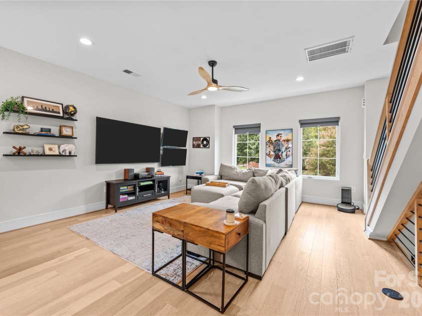 3020 Cobbs Hill Road, Charlotte, NC 28205.  MLS# CAR4413526, YatesRealty ID 44172. Living room