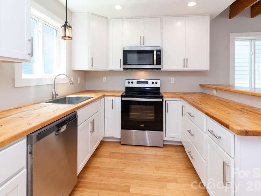 56 Cascade Street, Asheville, NC 28704.  MLS# CAR4413479, YatesRealty ID 44173. Kitchen