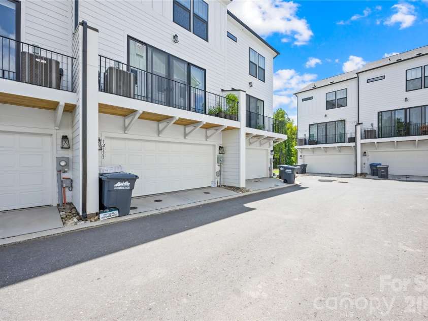 12133 Storm Lane, Charlotte, NC 28277.  MLS# CAR4413433, YatesRealty ID 44175. 