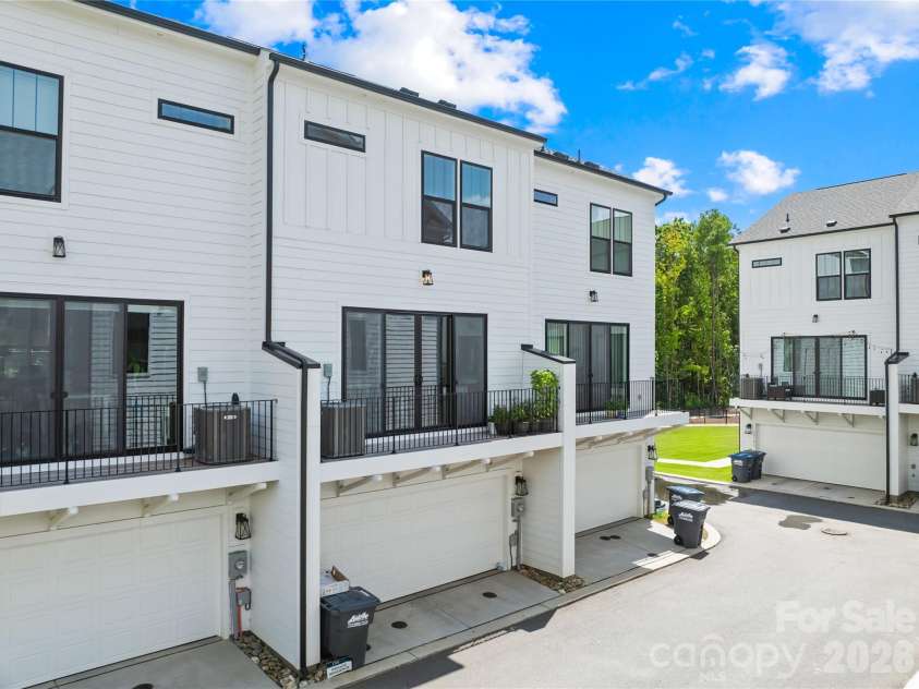 12133 Storm Lane, Charlotte, NC 28277.  MLS# CAR4413433, YatesRealty ID 44175. 