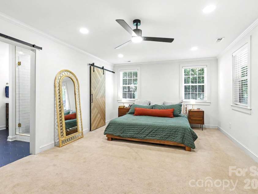 1333 Cortland Road, Charlotte, NC 28209.  MLS# CAR4413455, YatesRealty ID 44177. Primary Suite
