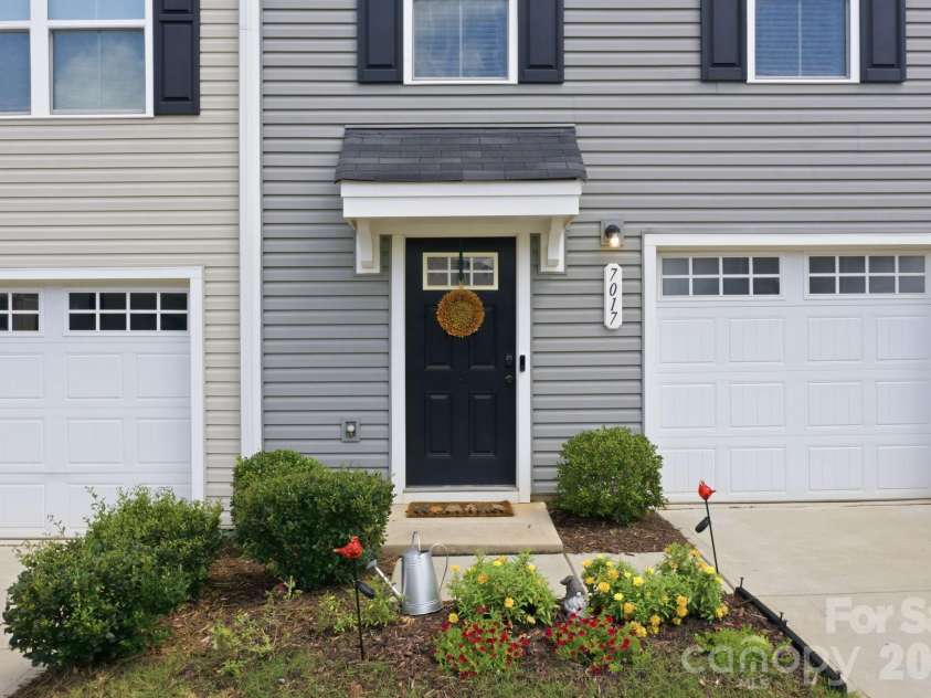 7017 Brightwork Lane, Charlotte, NC 28269.  MLS# CAR4413296, YatesRealty ID 44178. 