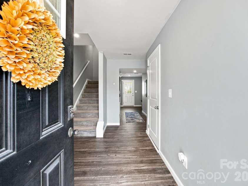 7017 Brightwork Lane, Charlotte, NC 28269.  MLS# CAR4413296, YatesRealty ID 44178. 