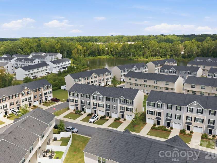 7017 Brightwork Lane, Charlotte, NC 28269.  MLS# CAR4413296, YatesRealty ID 44178. 