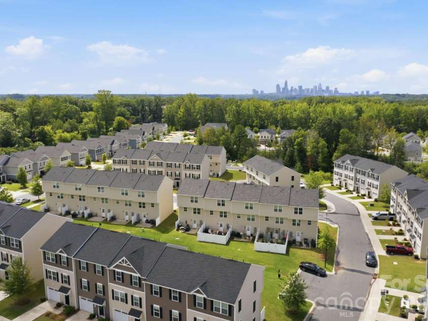 7017 Brightwork Lane, Charlotte, NC 28269.  MLS# CAR4413296, YatesRealty ID 44178. 