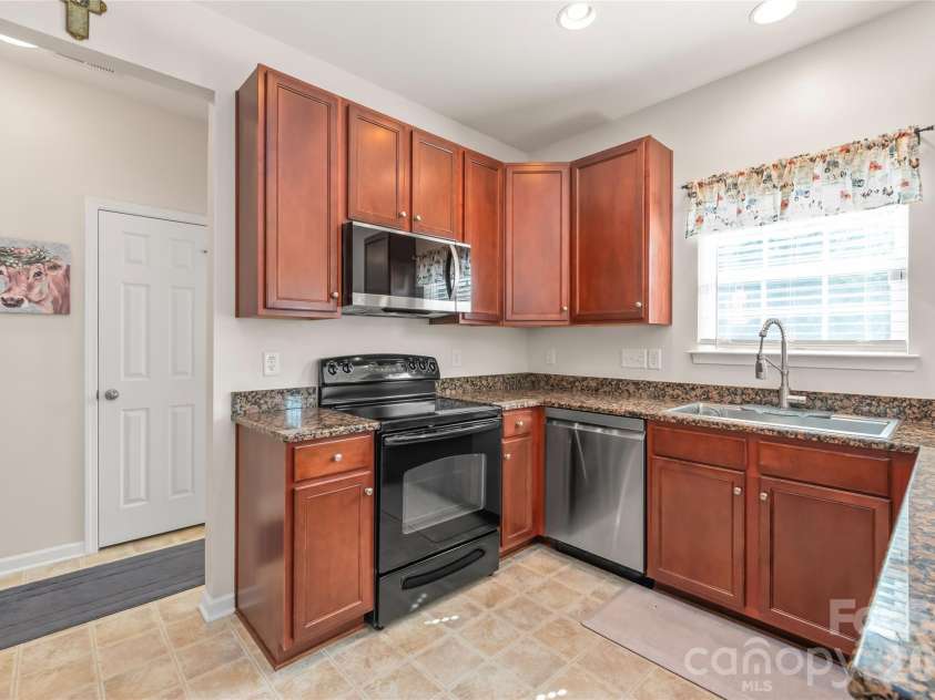 11639 Tucker Field Road, Midland, NC 28107.  MLS# CAR4413350, YatesRealty ID 44179. 