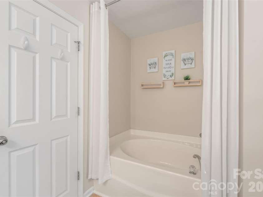 11639 Tucker Field Road, Midland, NC 28107.  MLS# CAR4413350, YatesRealty ID 44179. 