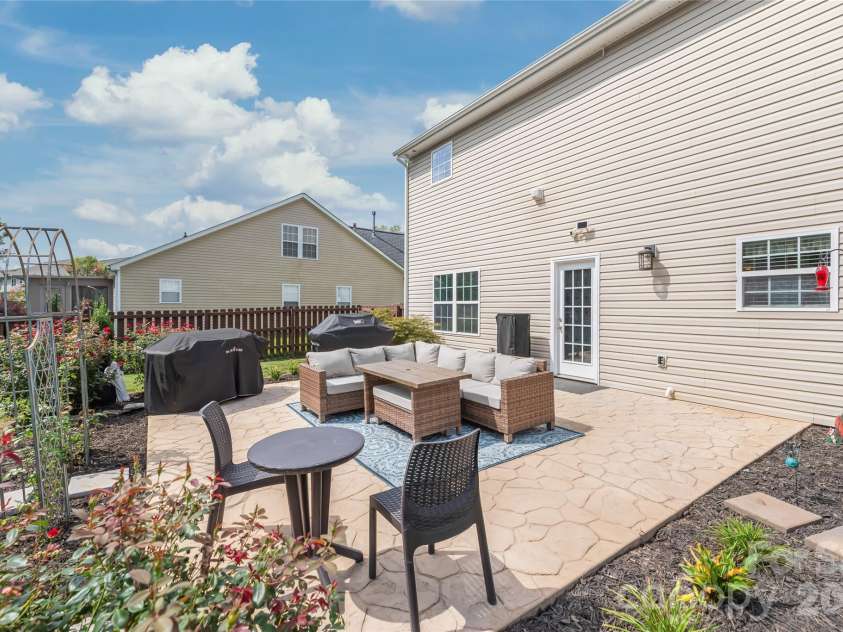 11639 Tucker Field Road, Midland, NC 28107.  MLS# CAR4413350, YatesRealty ID 44179. 