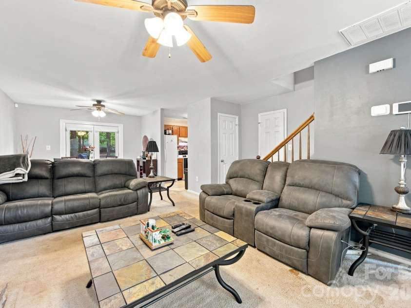 5512 River Falls Drive, Charlotte, NC 28215.  MLS# CAR4413301, YatesRealty ID 44180. Living room