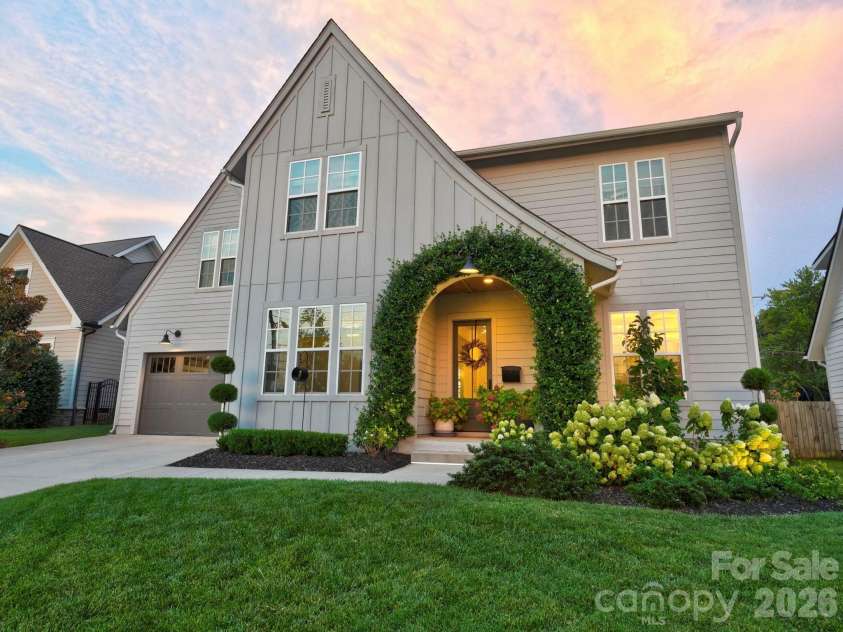 2028 Eaton Road, Charlotte, NC 28205.  MLS# CAR4413300, YatesRealty ID 44181. 