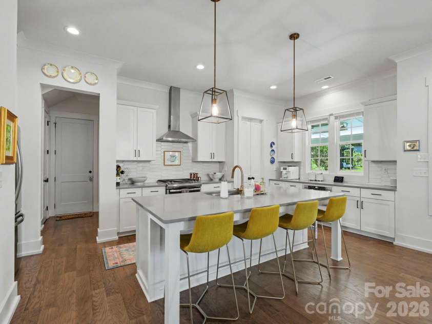 2028 Eaton Road, Charlotte, NC 28205.  MLS# CAR4413300, YatesRealty ID 44181. 