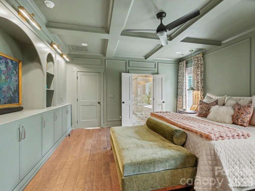 2028 Eaton Road, Charlotte, NC 28205.  MLS# CAR4413300, YatesRealty ID 44181. 