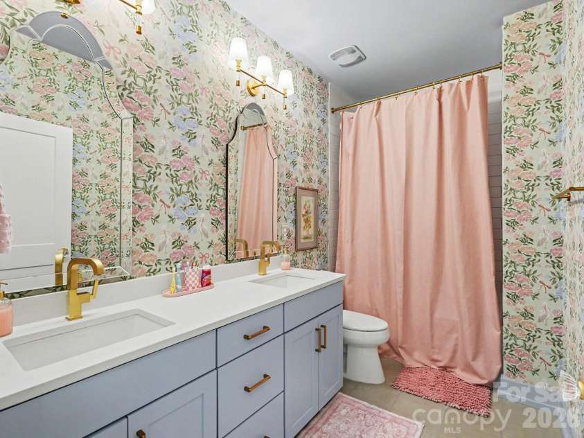 2028 Eaton Road, Charlotte, NC 28205.  MLS# CAR4413300, YatesRealty ID 44181. 
