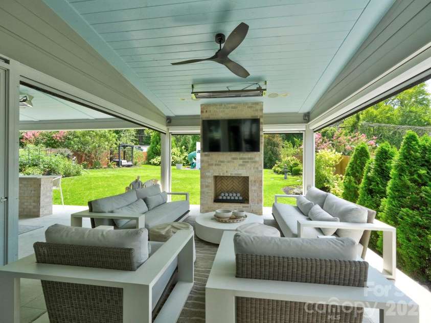 2028 Eaton Road, Charlotte, NC 28205.  MLS# CAR4413300, YatesRealty ID 44181. 