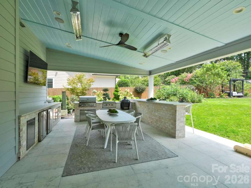 2028 Eaton Road, Charlotte, NC 28205.  MLS# CAR4413300, YatesRealty ID 44181. 