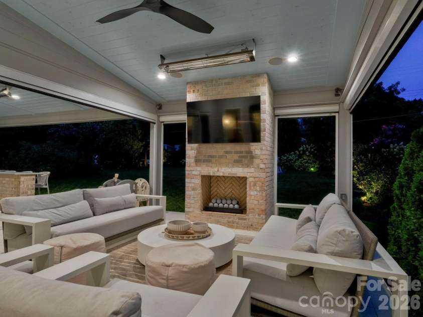 2028 Eaton Road, Charlotte, NC 28205.  MLS# CAR4413300, YatesRealty ID 44181. 