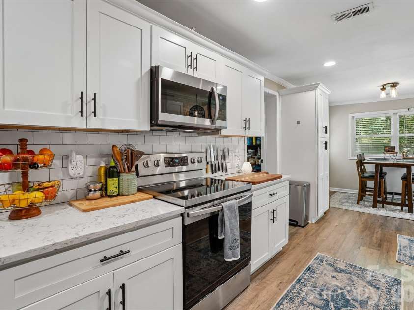 206 Price Street, Mount Holly, NC 28120.  MLS# CAR4413294, YatesRealty ID 44182. 