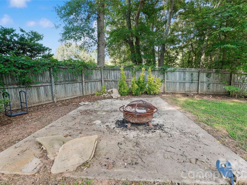 206 Price Street, Mount Holly, NC 28120.  MLS# CAR4413294, YatesRealty ID 44182. 