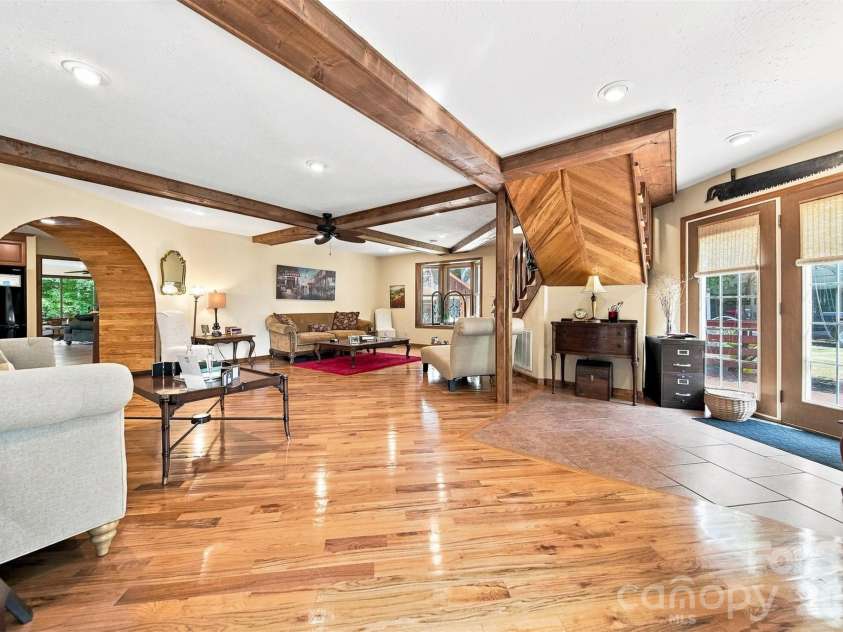 480 Bailey Farm Road, Statesville, NC 28625.  MLS# CAR4413151, YatesRealty ID 44184. 