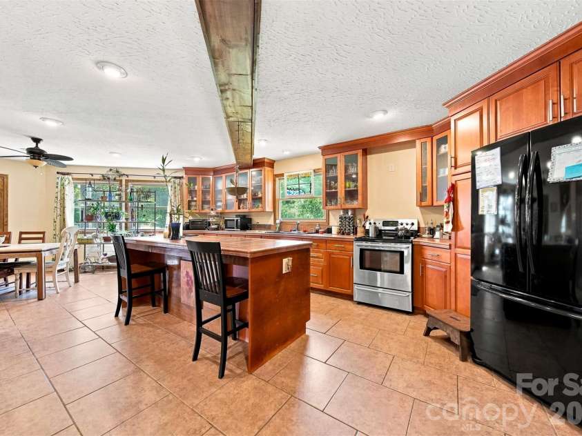 480 Bailey Farm Road, Statesville, NC 28625.  MLS# CAR4413151, YatesRealty ID 44184. 