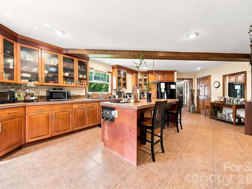 480 Bailey Farm Road, Statesville, NC 28625.  MLS# CAR4413151, YatesRealty ID 44184. 