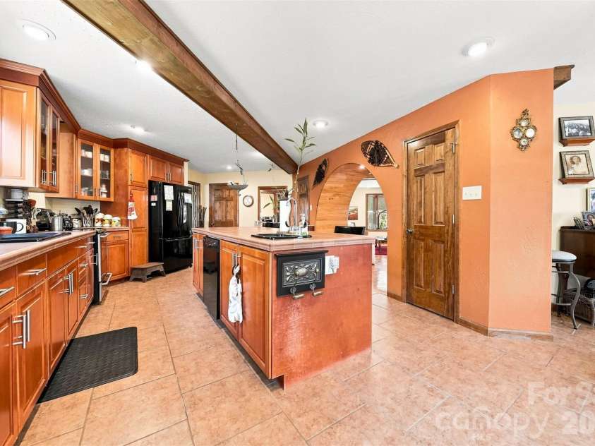 480 Bailey Farm Road, Statesville, NC 28625.  MLS# CAR4413151, YatesRealty ID 44184. 