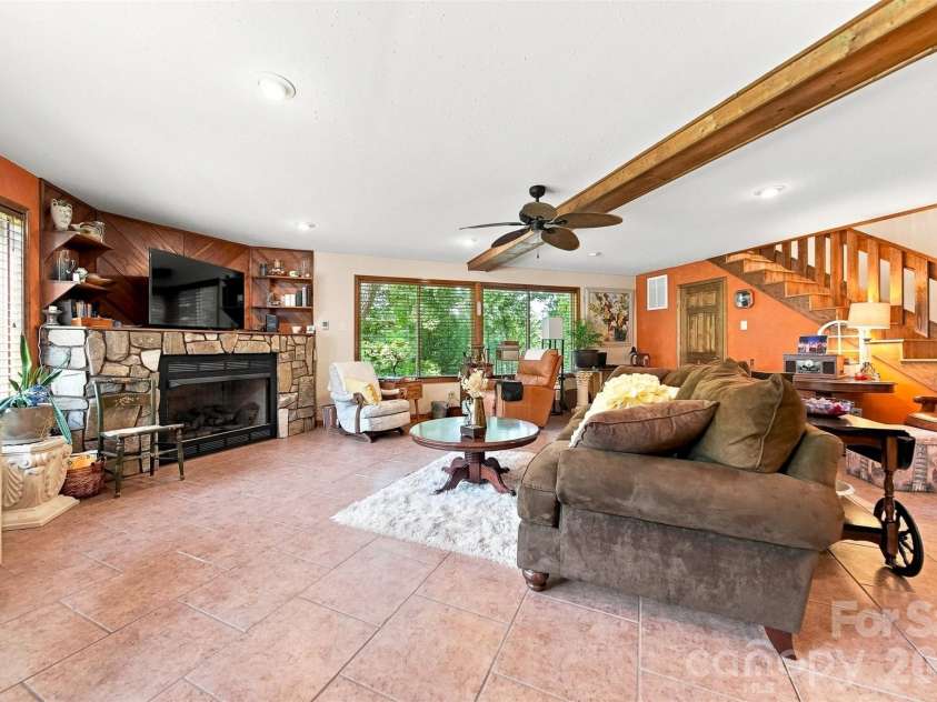 480 Bailey Farm Road, Statesville, NC 28625.  MLS# CAR4413151, YatesRealty ID 44184. 