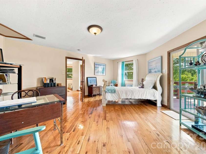 480 Bailey Farm Road, Statesville, NC 28625.  MLS# CAR4413151, YatesRealty ID 44184. 
