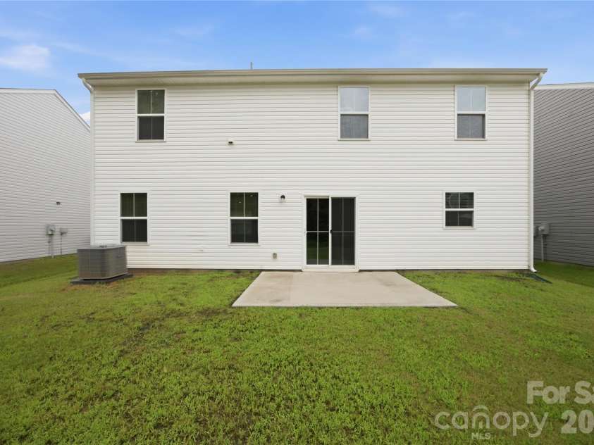 1925 Pin Hook Road, Charlotte, NC 28215.  MLS# CAR4413182, YatesRealty ID 44185. 