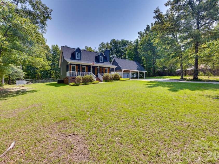 539 Harmony Glen Circle, Rock Hill, SC 29730.  MLS# CAR4413179, YatesRealty ID 44186. 