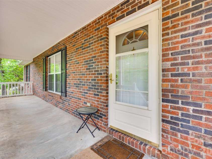 231 Roberts Avenue, York, SC 29745.  MLS# CAR4413194, YatesRealty ID 44188. 