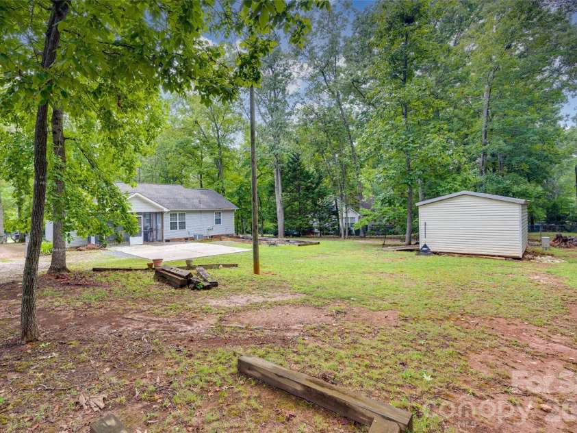 231 Roberts Avenue, York, SC 29745.  MLS# CAR4413194, YatesRealty ID 44188. 