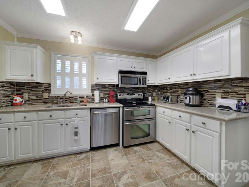 1915 Beach Lane, Heath Springs, SC 29058.  MLS# CAR4413061, YatesRealty ID 44189. 