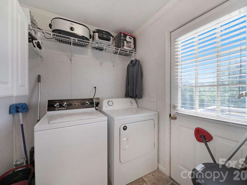 1915 Beach Lane, Heath Springs, SC 29058.  MLS# CAR4413061, YatesRealty ID 44189. 