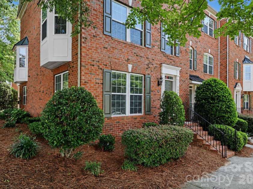 768 Naramore Street, Davidson, NC 28036.  MLS# CAR4413107, YatesRealty ID 44190. 